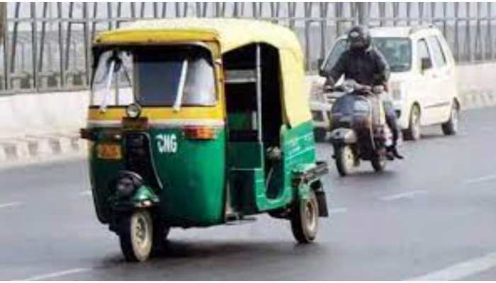 Meet Shinder Kaur: The only woman autorickshaw driver of Bathinda