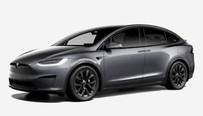 Tesla Model X Plaid delivered with misaligned tyres and body, details here