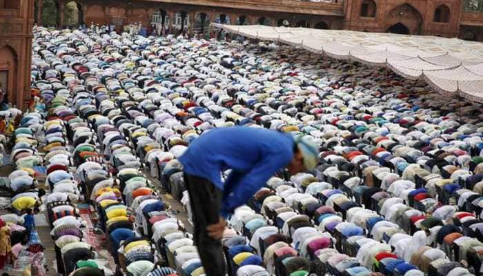 &#039;Change Friday prayer timings&#039;: Muslim outfit urges mosques in view of Holi