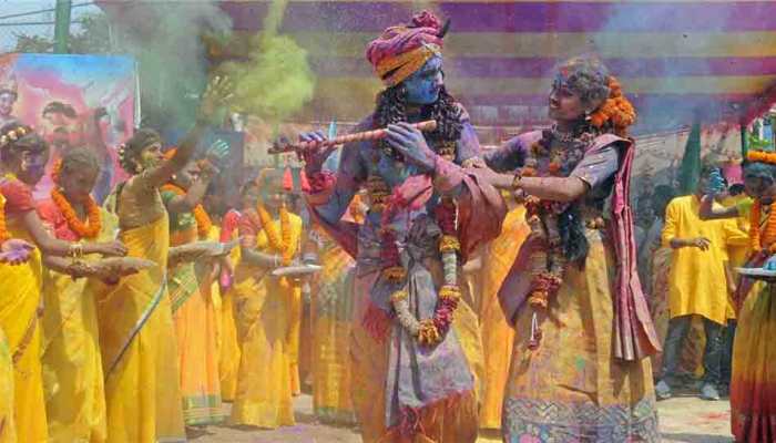 where is lathmar holi celebrated