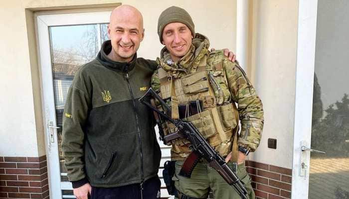 Ukraine tennis player Sergiy Stakhovsky, who beat Roger Federer, seen with a gun amid Russian attack - SEE PICS