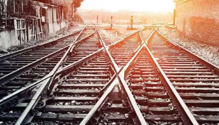 Two trains collide in Tunisian capital Tunis; 65 injuries reported