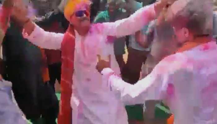 Watch: Noida Police chief, District Megistrate&#039;s pro-level dance on Holi goes viral