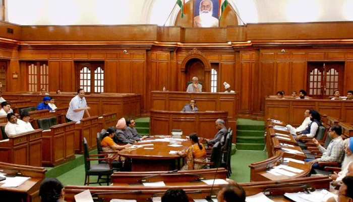 Ruckus in Delhi assembly, BJP MLAs marshalled out