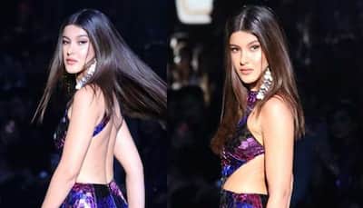 Showstopper Shanaya Kapoor oozes oomph as she debuts on ramp for Manish Malhotra at Lakme Fashion Week - VIDEO, PICS