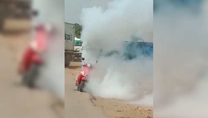 Yet another electric scooter catches fire, 4th such incident after Ola and Okinawa - Watch video