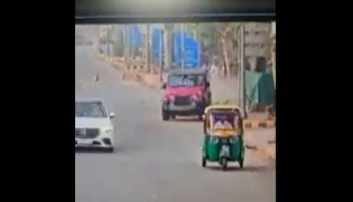  &#039;Accident or Intentional?&#039; SUV kills man in Delhi&#039;s Janpath - Video SHOCKS Twitter