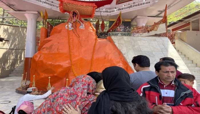 Hindu New Year 2022: Kashmiri Pandits celebrate ‘Navreh’ in Srinagar after a gap of 32 years