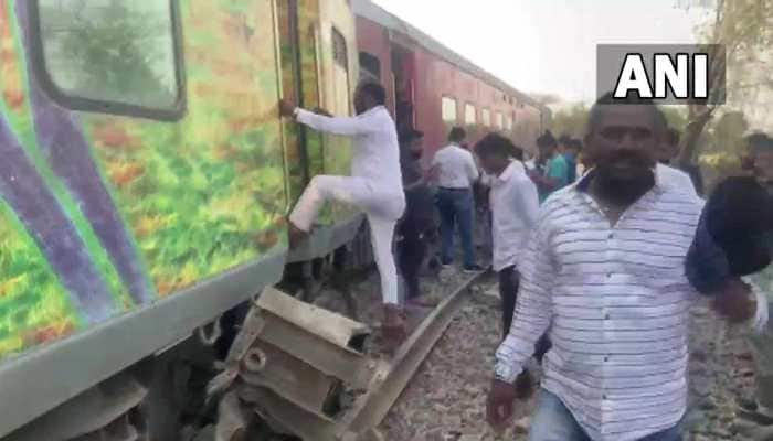 10 coaches of 11061 LTT-Jaynagar Express derail near Nashik, 2 injuries reported