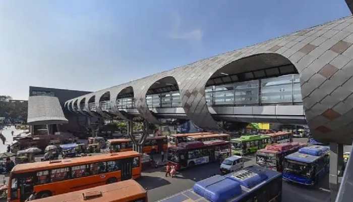 Sector 51 and 52 metro stations to be linked by Footover Bridge; confirms Noida Authority CEO