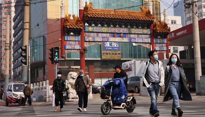 Covid-19 outbreak 'extremely grim' as China extends Shanghai lockdown