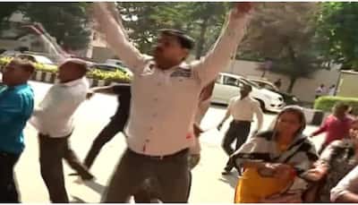 MSRTC workers protest outside Sharad Pawar's residence, 105 arrested