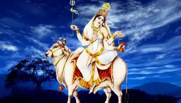 Navratri Durga Ashtami today, Day 8: Mahagauri ends suffering of her devotees, check Kanya Puja timings