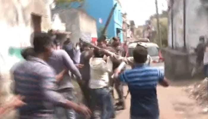 Asansol bypoll: Violence breaks out during voting, BJP candidate Agnimitra Paul&#039;s convoy attacked by TMC goons, Watch