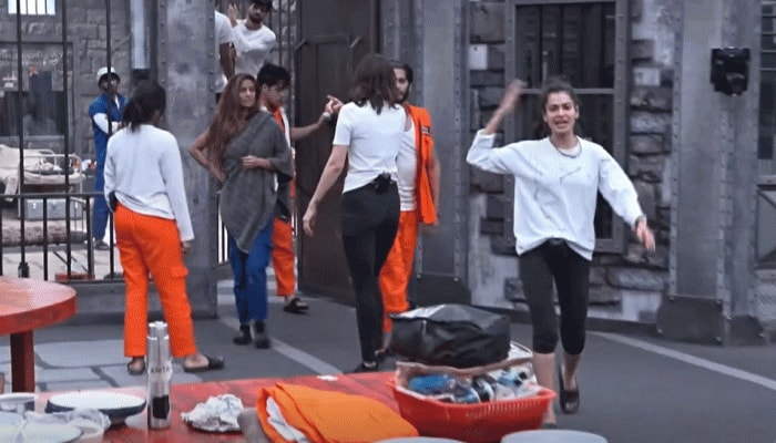 Lock Upp Day 46 written updates: Payal Rohatgi, Anjali Arora get physical, latter destroys her properties