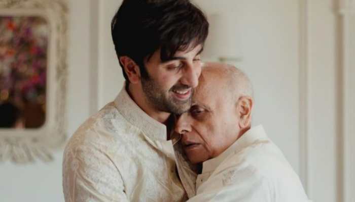 PIC: Don&#039;t miss Mahesh Bhatt&#039;s emotional moment with son-in-law Ranbir Kapoor