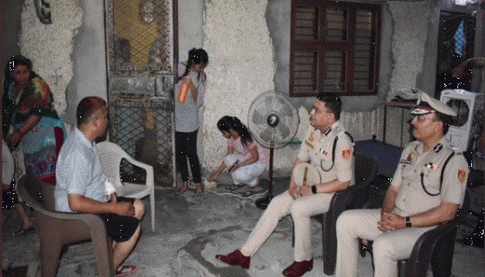 Jahangirpuri violence: Delhi Police Commissioner visits injured Sub-Inspector's residence, assures support
