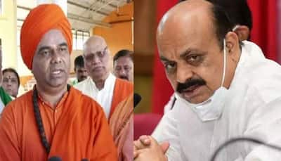 Rampant corruption in Karnataka, state govt takes 30% cut from grants for mutts, alleges top Lingayat seer 