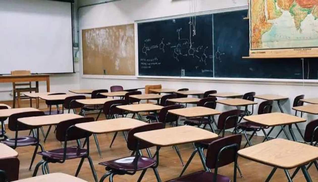 Kannada School Girl Sex Videos - Chhattisgarh school principal has sex with teacher, suspended after video  surfaces | India News | Zee News
