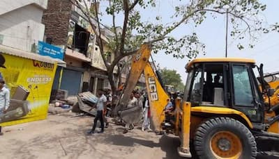 Deal with them like humans: SC warns Centre on Sarojini Nagar slums demolition