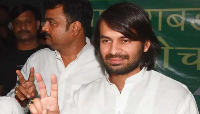 RJD's Tej Pratap Yadav drops resignation bomb - 'Will quit after meeting father'