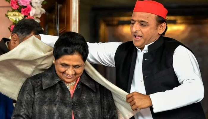 Mayawati slams Akhilesh Yadav; claims she &#039;can dream of becoming PM or CM of UP, but not President&#039;
