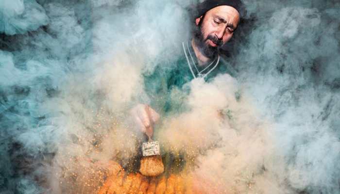 'Kebabiyana': Kolkata-based photographer wins international photography contest for 'amazing' pic of Kashmiri kebab seller