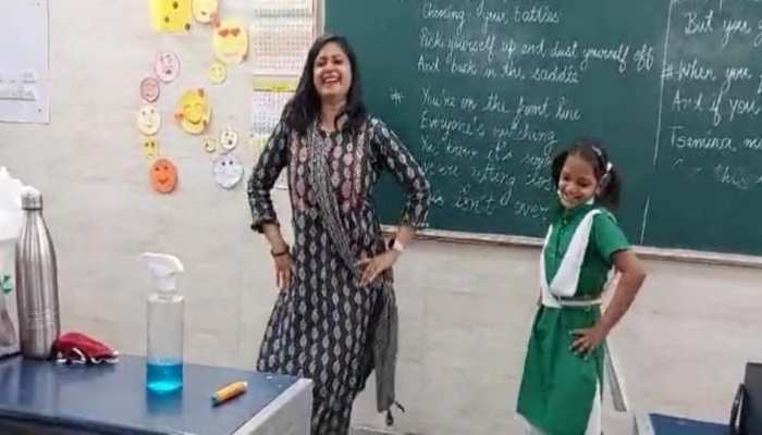 Delhi Teacher-Student dance on Sapna Chaudhary&#039;s Chatak-Matak... Netizens love it (Video)
