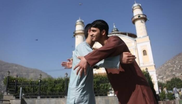 Happy Eid-ul-Fitr 2022: Best Eid Mubarak Wishes, Greetings, Messages, Photos, Quotes to Share with Your Loved Ones