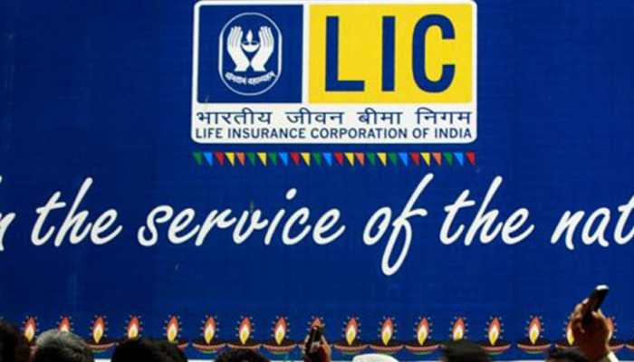 LIC IPO: LIC reaches its policyholders via SMS, here’s what it said