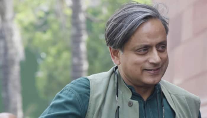 Shashi Tharoor turns poet again for Kochi Airport&#039;s &#039;egg water dosa&#039;, read his VIRAL tweet