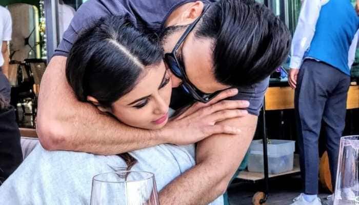 Mouni Roy&#039;s cosy mushy selfie with hubby Suraj Nambiar is about &#039;love forever&#039;!