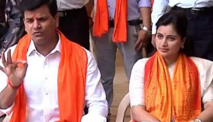 Hanuman Chalisa row: Navneet Rana, Ravi Rana to visit Delhi today, brief Home Ministry about alleged ‘mistreatment in custody&#039;