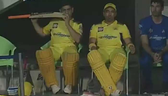 IPL 2022: Why does CSK skipper MS Dhoni ‘eat’ his bat before going on to bat? Amit Mishra REVEALS reason behind it