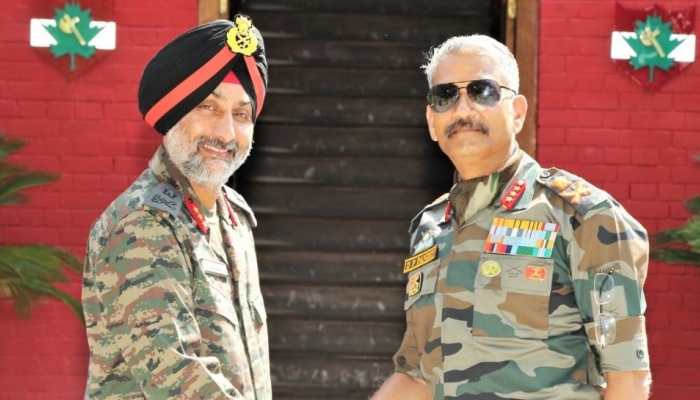 Lt Gen Amardeep Singh Aujla takes over command of 15 Corps