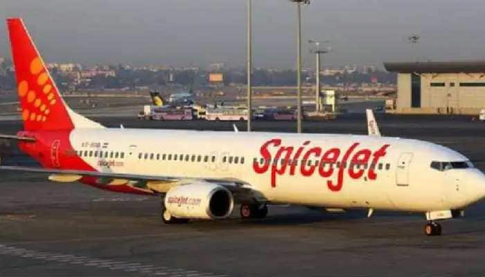 SpiceJet&#039;s Boeing 737 Max suffers a bird hit at Belgaum airport, engine blade damaged
