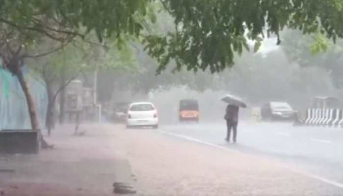 Cyclone Asani: Visakhapatnam stormed by heavy rainfall and strong winds, watch video