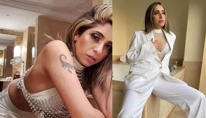 Neha Bhasin ditches &#039;boring bikinis&#039;, fires up gram with her Oo Antava dance in a bathtub - Watch