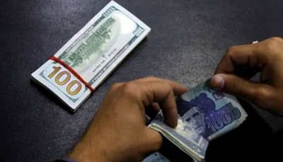 Pakistan’s Economic Crisis: Pakistani rupee plunges to all-time low against US dollar