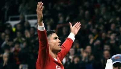 Cristiano Ronaldo wins Premier League Player of the Month award