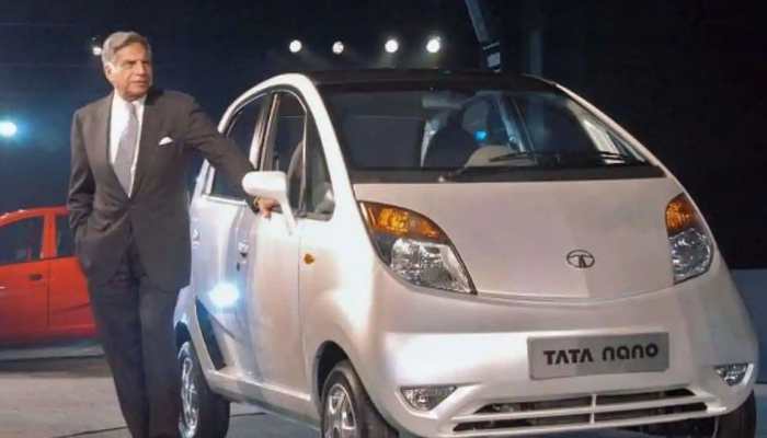 Simplicity at its best! Ratan Tata arrives at Taj Hotels in Tata Nano without bodyguards: Watch 