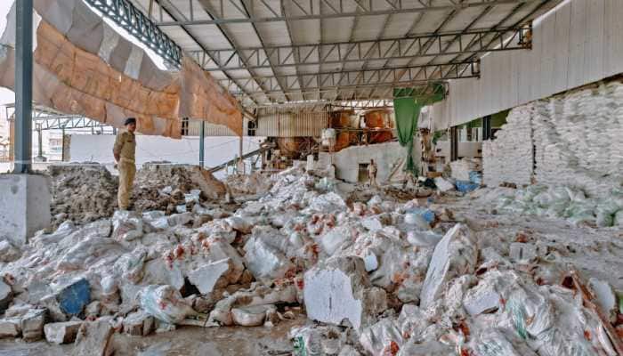 12 people, including a three-year-old boy, killed in wall collapse at factory in Gujarat&#039;s Morbi