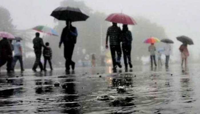 Heavy rains continue in Kerala; Orange alert in 12 districts