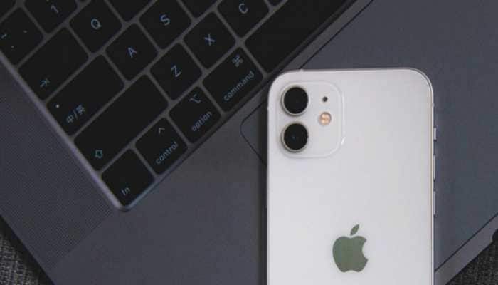Apple Users Alert! Your iPhone, iPad, MacBook could get hacked if not updated: CERT advisory