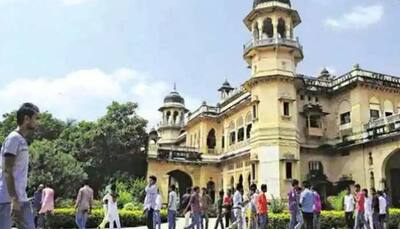 Old students of Allahabad University help with hostel employee's daughter's marriage