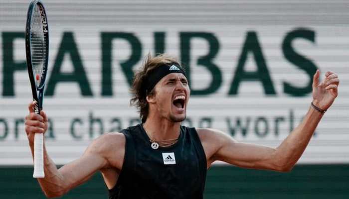 French Open 2022: Alexander Zverev ends Carloz Alcaraz&#039;s 14-match winning streak to enter semis