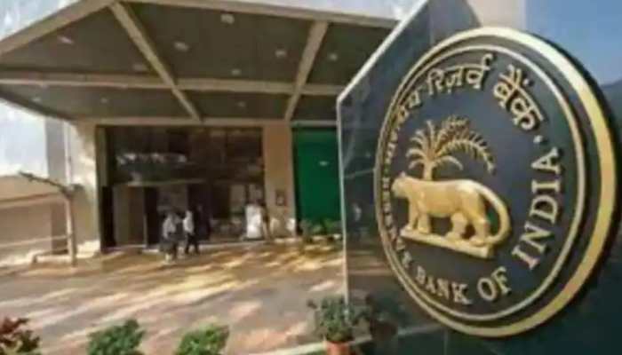 RBI to go fast with rate hikes in 2022, slow the next: Poll