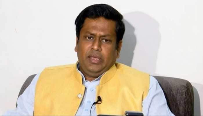'keep your broom-axe ready if TMC goons come to...', Controversy over Bengal BJP chief's comments