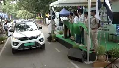Kolkata Police inducts 17 Tata Nexon EV into fleet on World Environment Day 2022