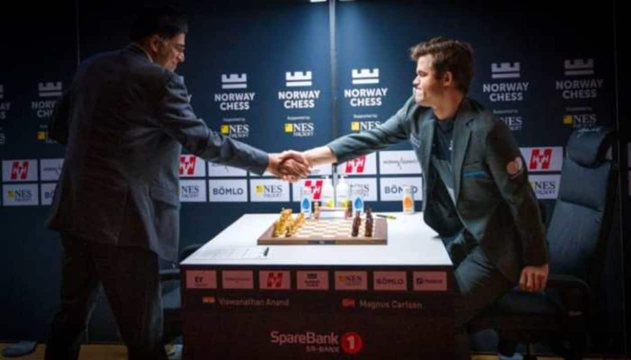 World number-one Magnus Carlsen defeated fellow former World Champion Viswanathan  Anand on day two of the Tech Mahindra Global Chess League…